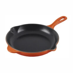 Le Creuset Traditional Skillet - 9" -GrillMate Sales Shop L2024 232