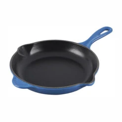 Le Creuset Traditional Skillet - 9" -GrillMate Sales Shop L2024 2359