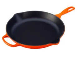 Le Creuset Signature Skillet - 11 3/4" -GrillMate Sales Shop LS2024 302