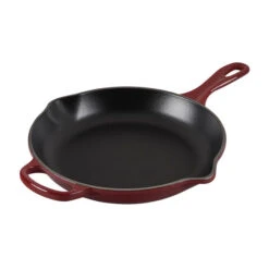 Le Creuset Signature Skillet - 10 1/4" -GrillMate Sales Shop rs17549 ls2024 26949